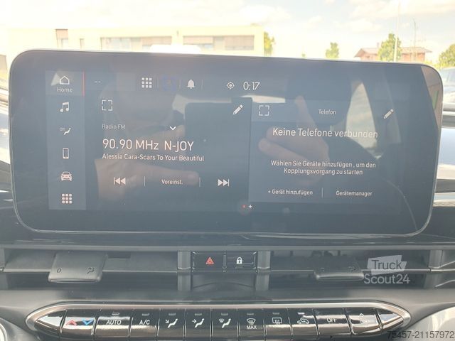 Фургон FIAT 500e - schwarz, klein, stark