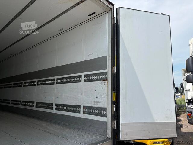 Transport chłodniczy/mrożony Schmitz Cargobull N/A FRC Carrier Vector