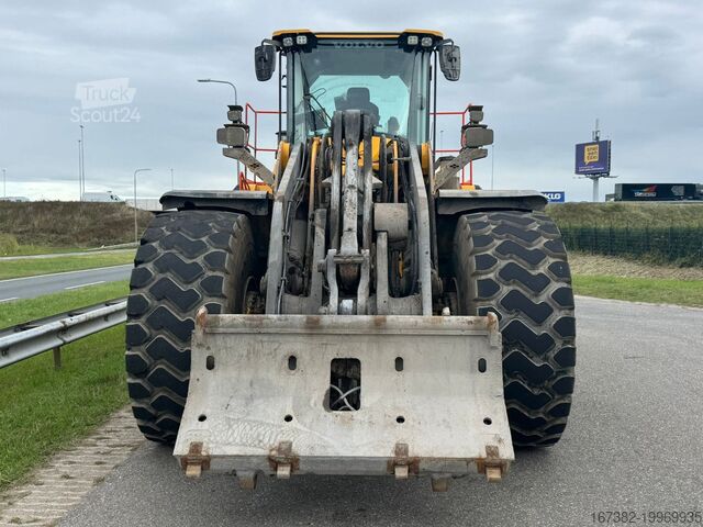 Wiellader Volvo L220H