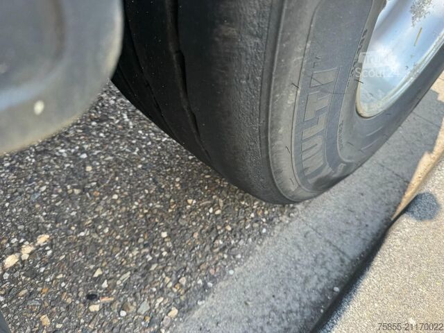 Transport de conteneurs Schmitz Cargobull SCF24 20 FT Chassis / Tank / ADR / BPW Axles / ...