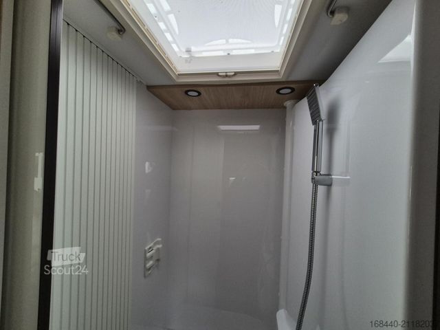 Polointegrovaný obytný vůz CHAUSSON Teilintegriert S Sport Line S697 AHK/Arctic/uvm.