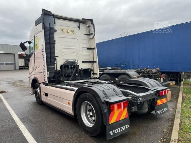Cap tractor standard Volvo FH 500