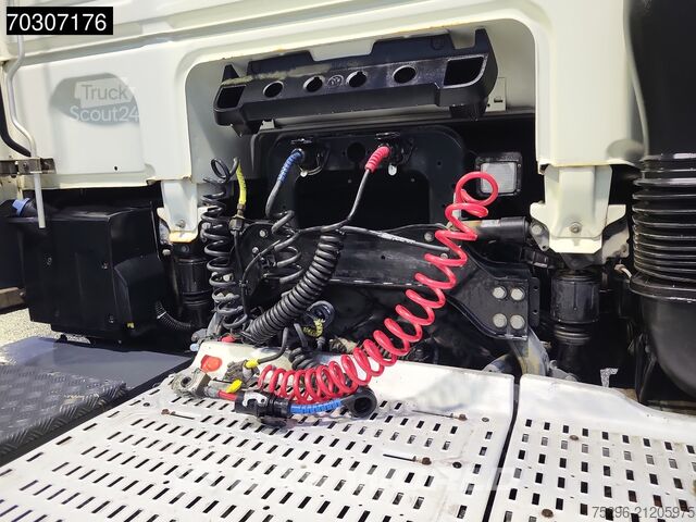 Standard-SZM DAF XF 440 XF 4X2 SC Powderbulk-compressor Gardner ...