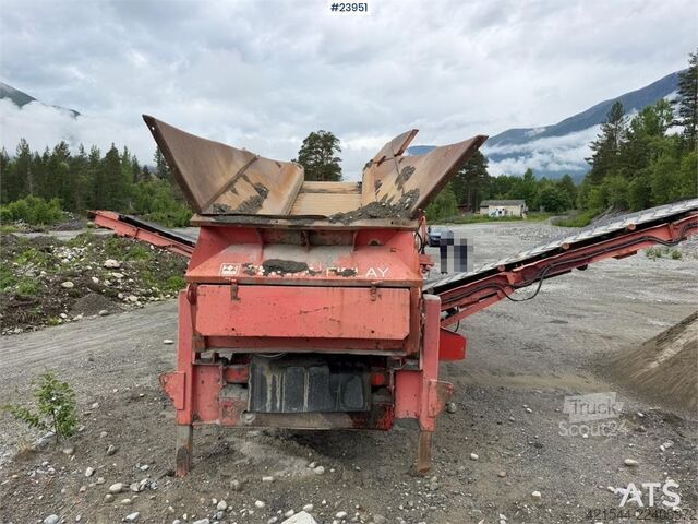  Terex 883 screening plant