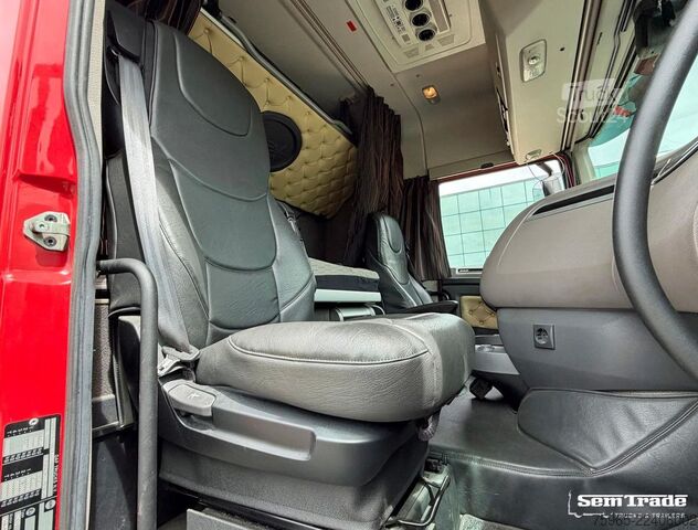 Standardni tegljač DAF XF 430 FT MX13 SPACE CAB PARK AIRCO 881.000 KM S