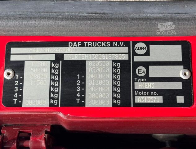 Standardni tegljač DAF XF 430 FT MX13 SPACE CAB PARK AIRCO 881.000 KM S