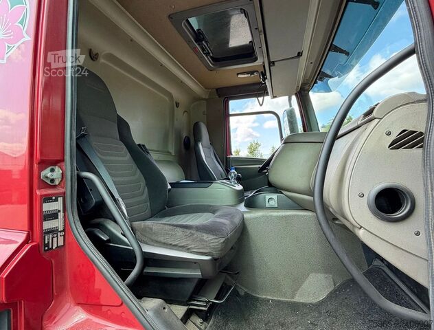 Camion caisson DAF CF 75.310 EURO 5 FT BURGERS BOX TAIL LIFT AIRCO