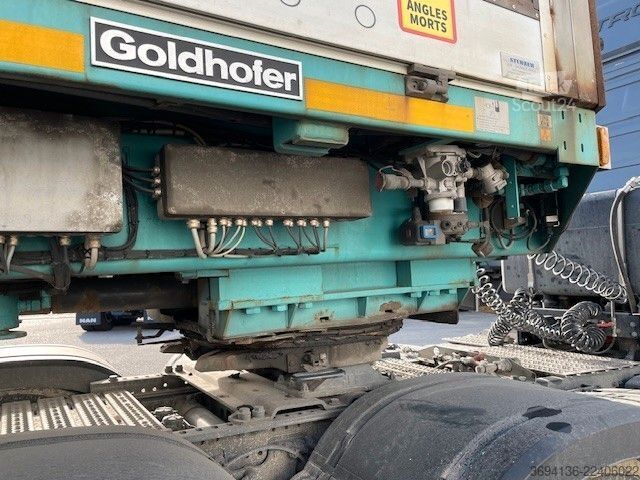 Tieflader-Sattelauflieger GOLDHOFER STHP-XLE 2+4 Pendelachsen Flachbett Trennstelle