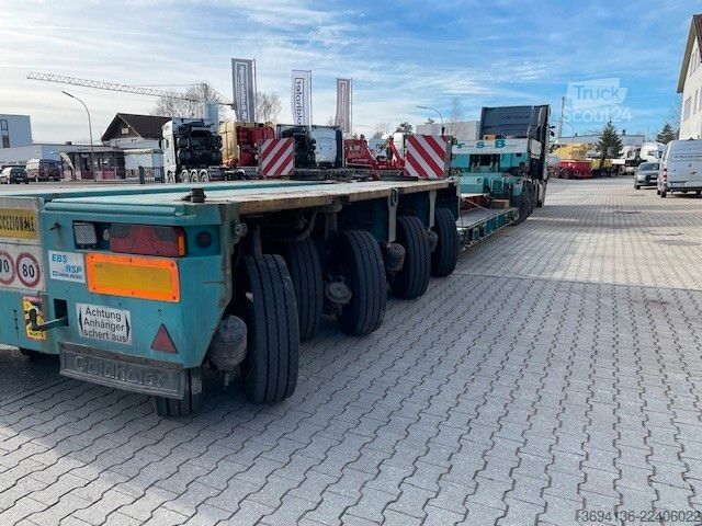 Tieflader-Sattelauflieger GOLDHOFER STHP-XLE 2+4 Pendelachsen Flachbett Trennstelle