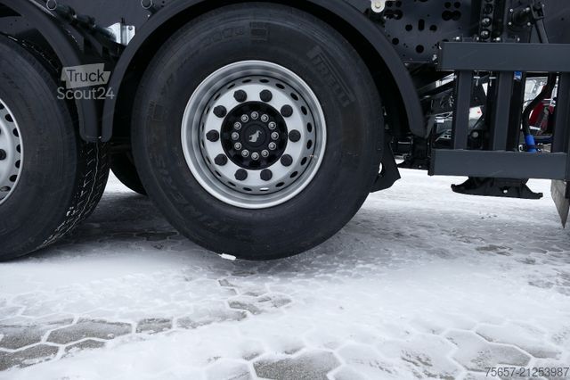 Tipper semitrailer SCHMITZ CARGOBULL 28,2m³ Stahlmulde mit Rollplane