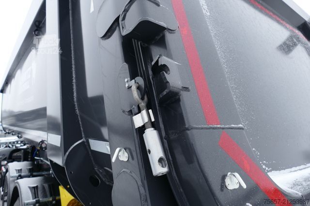 Tipper semitrailer SCHMITZ CARGOBULL 28,2m³ Stahlmulde mit Rollplane