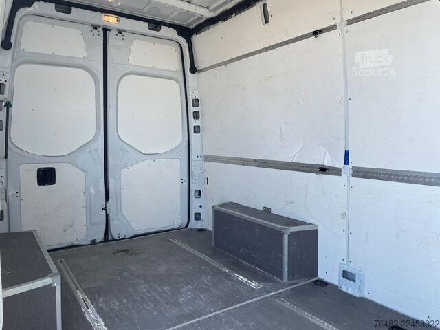 Furgone a tetto alto MERCEDES-BENZ Sprinter 317 CDI KA/L2H2/3665/MBUX/AUTOMATIK/KAM