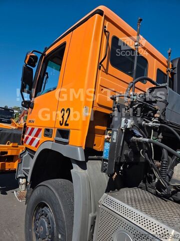 Drugo MERCEDES-BENZ Actros 2036 / 4x4 Allrad / kommunal Winterdienst