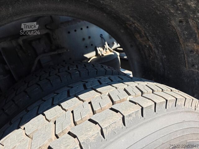Drugo MERCEDES-BENZ Actros 2036 / 4x4 Allrad / kommunal Winterdienst