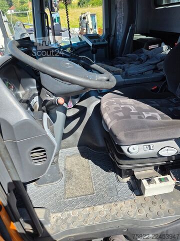 Drugo MERCEDES-BENZ Actros 2036 / 4x4 Allrad / kommunal Winterdienst