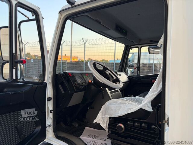 Furgons ar kasti MERCEDES-BENZ Vario PR /616 D*L2/H3*KOFFER*LADEBOARDWAND*TÜV