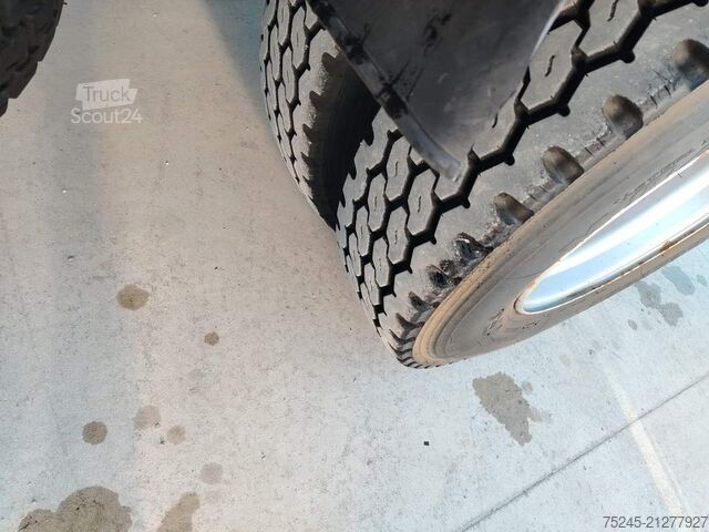 Trójstronna wywrotka Iveco EUROCARGO 140 E 24 4X4