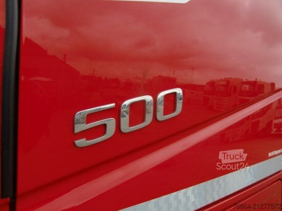 Tovorno vozilo za posebne namene VOLVO FH 500 8X4*4 EURO 6, RETARDER, TIERKöRPERTRANSPORT VOLL LUFT