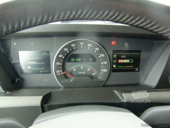 Tovorno vozilo za posebne namene VOLVO FH 500 8X4*4 EURO 6, RETARDER, TIERKöRPERTRANSPORT VOLL LUFT