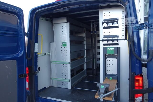 Furgoneta Volkswagen Crafter 35 Kasten 4Mot L2H1 LED/BOTT-REGAL/KAM