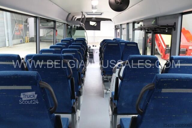 Autobús interurbano Iveco Crossway 10.8m  / Manual / préparation lift