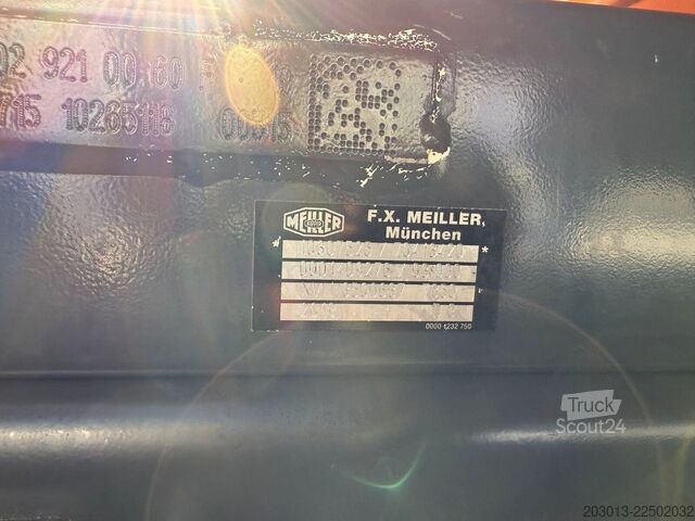 Kippiauto MERCEDES-BENZ AROCS 2042 4x4 MEILLER Kipper Winterd.