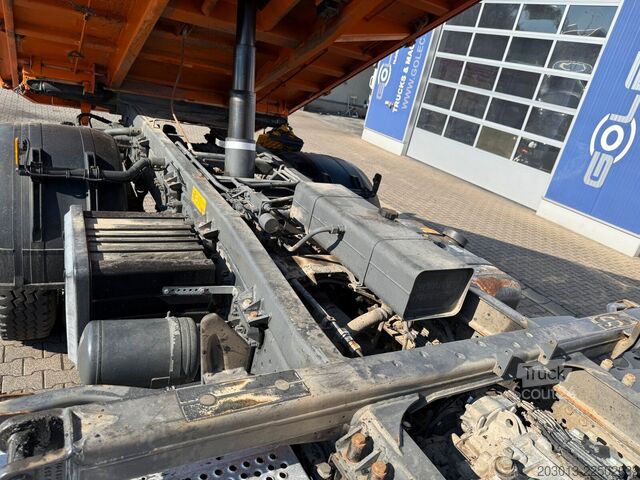 Kippiauto MERCEDES-BENZ AROCS 2042 4x4 MEILLER Kipper Winterd.