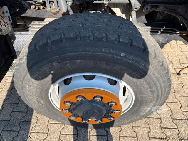 Kippiauto MERCEDES-BENZ AROCS 2042 4x4 MEILLER Kipper Winterd.