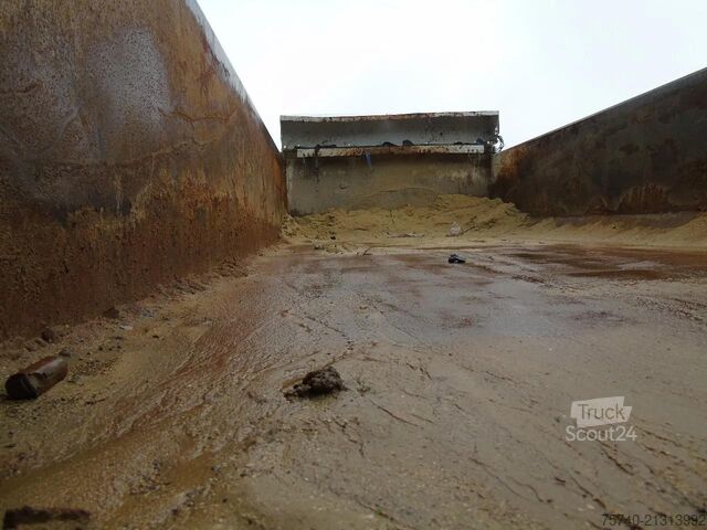 Kipper Mercedes-Benz Axor 3243 + 8X4 + MANUAL + SPRING