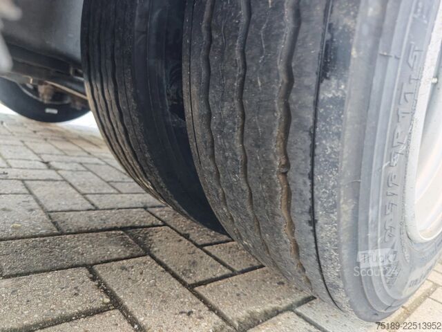 Automašīnu pārvadātājs furgons DAF XF 480 6x2 + FVG FS 4 Pieces!