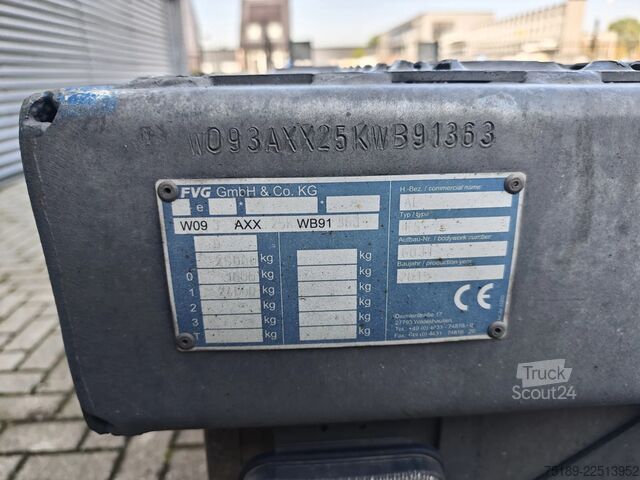 Automašīnu pārvadātājs furgons DAF XF 480 6x2 + FVG FS 4 Pieces!
