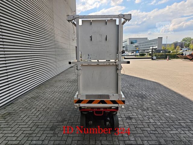 Scherenhebebühne JLG 1930 ES 5 Pieces!