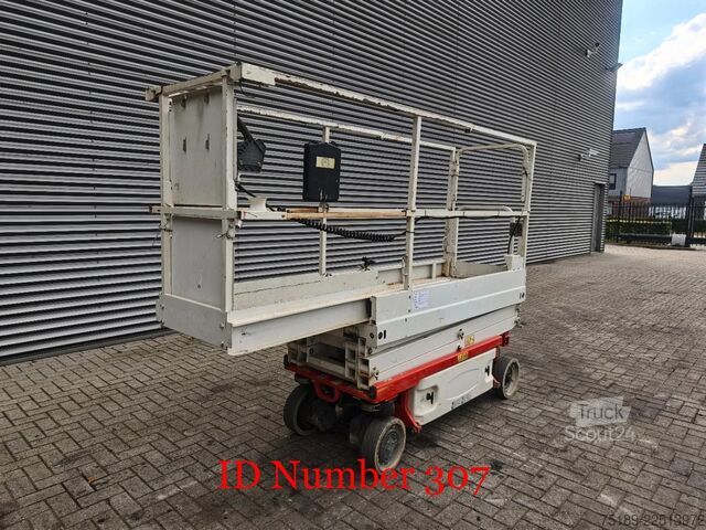 Scherenhebebühne JLG 1930 ES 5 Pieces!