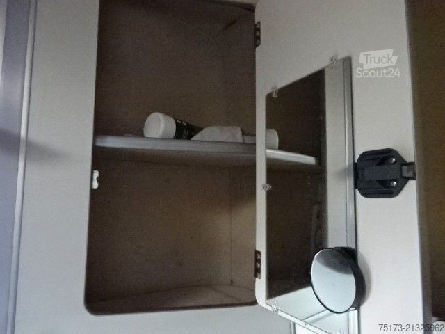 Autocaravana FORD Nugget Hochdach 185PS Autm. Navi Kamera