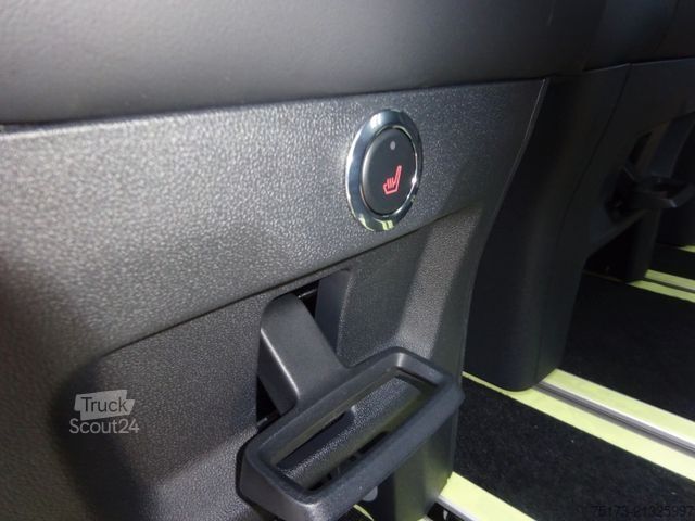 Minibus FORD Tourneo Custom Active 340L1 PHEV AHK Matrix 360K