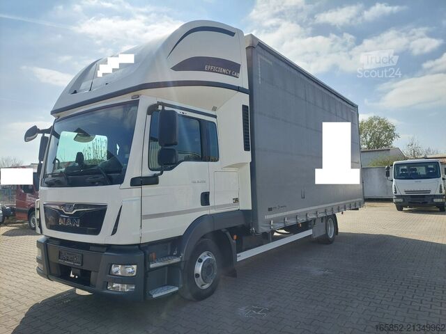 Függönyös MAN TGL 8.220