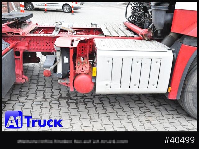 Standardowy ciągnik siodłowy MERCEDES-BENZ Arocs 1840, SZM, 4x4H, Motorproblem