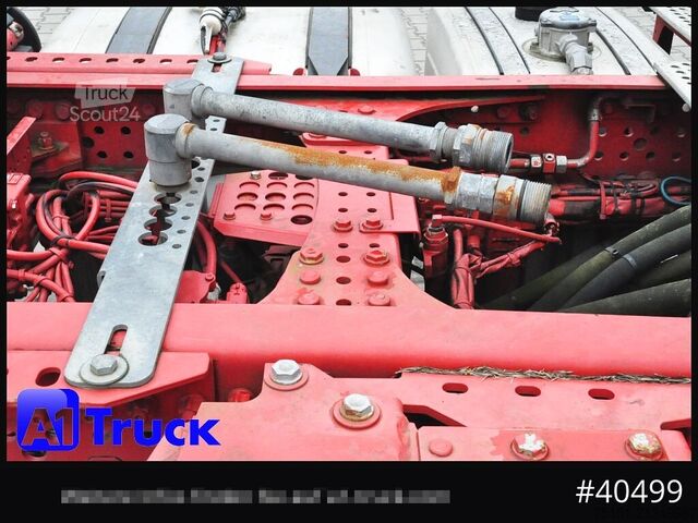 Standardowy ciągnik siodłowy MERCEDES-BENZ Arocs 1840, SZM, 4x4H, Motorproblem