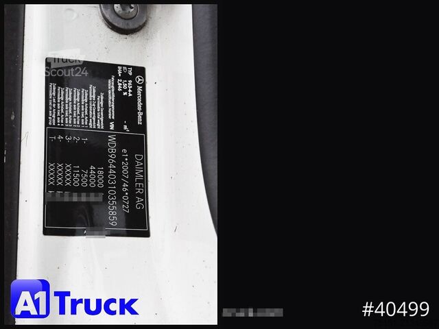 Standardowy ciągnik siodłowy MERCEDES-BENZ Arocs 1840, SZM, 4x4H, Motorproblem