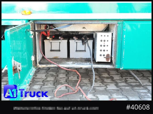 Állatszállító pótkocsi MENKE Stehmann 3 achs, Hubdach, durchlader, Lift