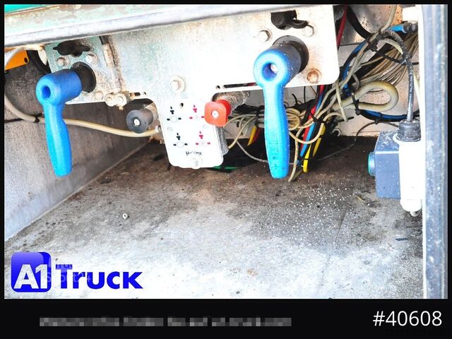 Állatszállító pótkocsi MENKE Stehmann 3 achs, Hubdach, durchlader, Lift