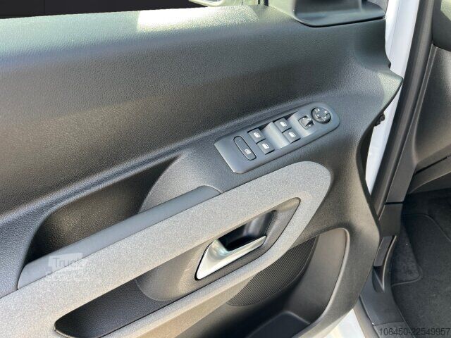 Minibus Peugeot Rifter GT 130 L1 +180°Kamera+Keyless+Navi+