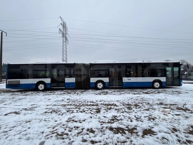 Autobus articolato Mercedes-Benz O 530