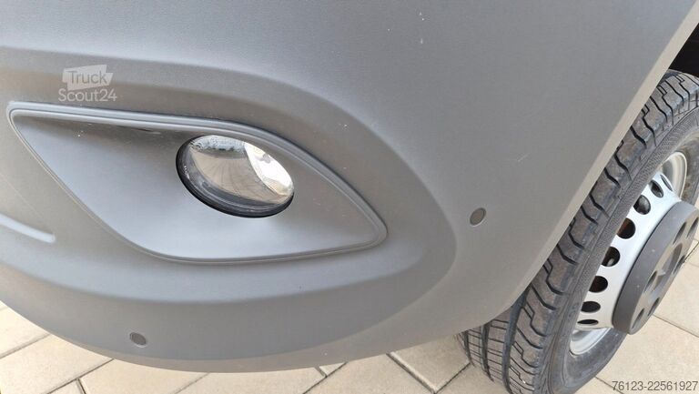 Hög tak skåpbil MERCEDES-BENZ Sprinter III Kasten  519 CDI RWD 4x 4 Allrad