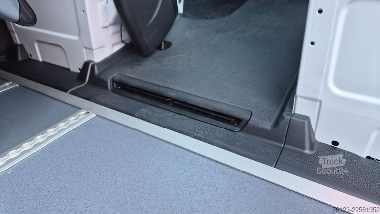 Minibus MERCEDES-BENZ Sprinter Lord Light 22 Sitzer  Aktionspreis