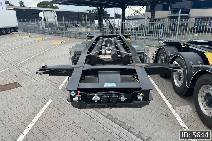 Transport av containrar Kässbohrer XS Tankchassis ADR / BPW Axles / Alu rims / Mor...