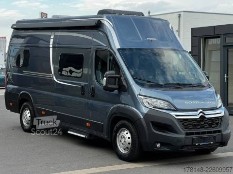 Kastenwagen Wohnmobil / Campervan Pössl D-Line Roadcruiser XL