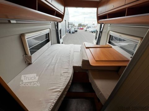 Kastenwagen Wohnmobil / Campervan Pössl D-Line Roadcruiser XL