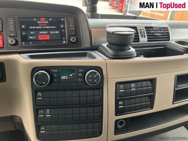 Ladbil med presenning MAN TGM 18.290 4X2 LL