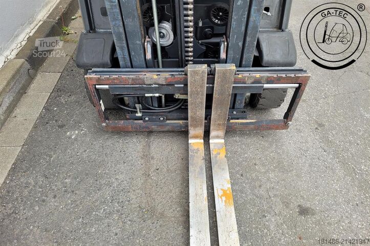 Treibgasstapler Linde H16T